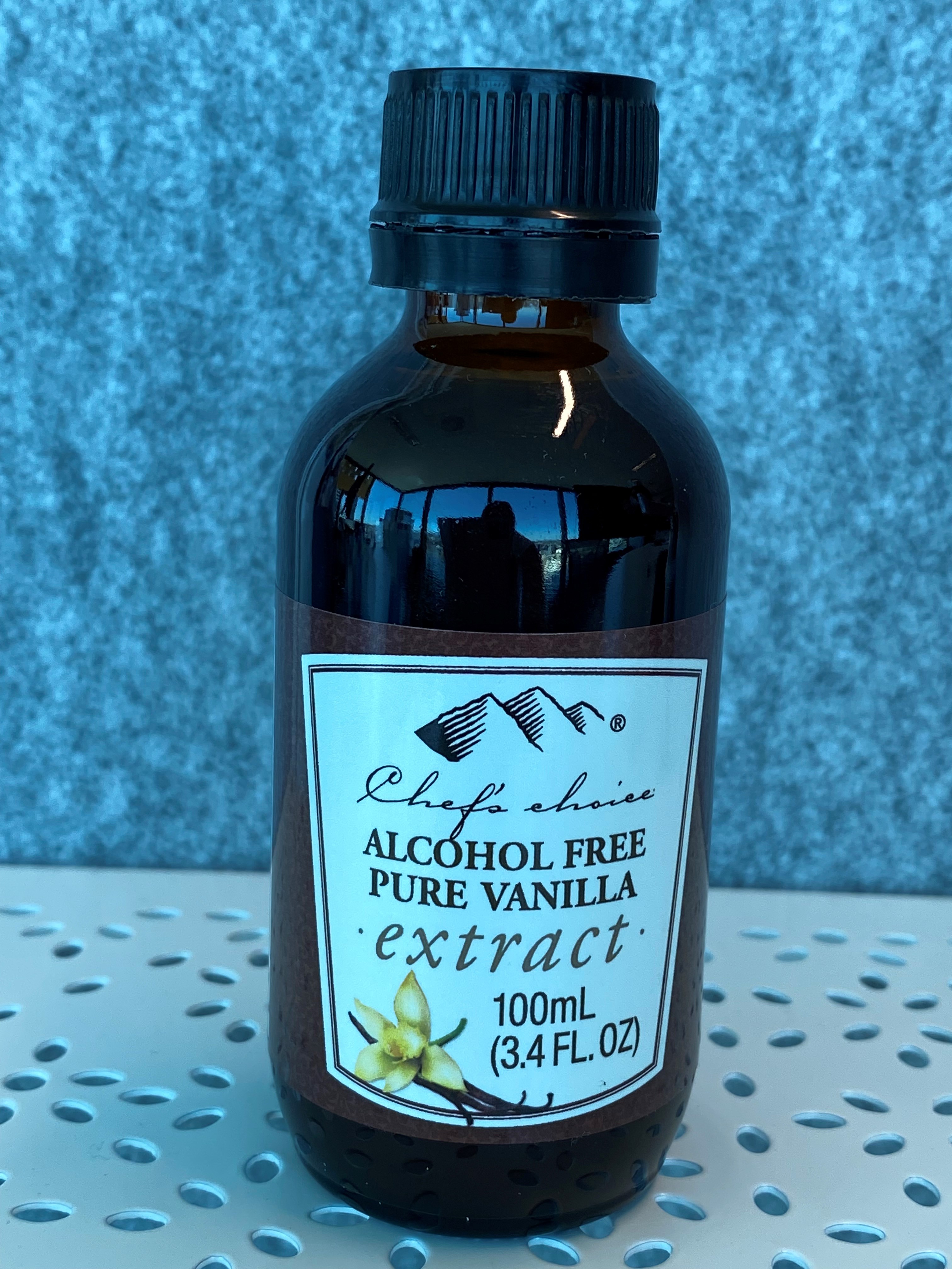 Front of vanilla bottle